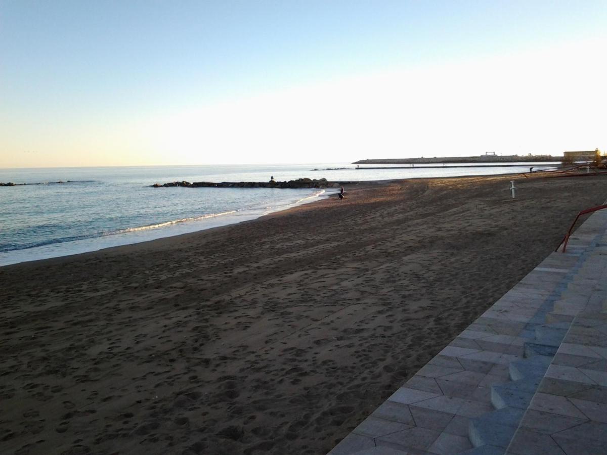 Apartamento Estudio Linea De Playa Vinarós Exteriör bild